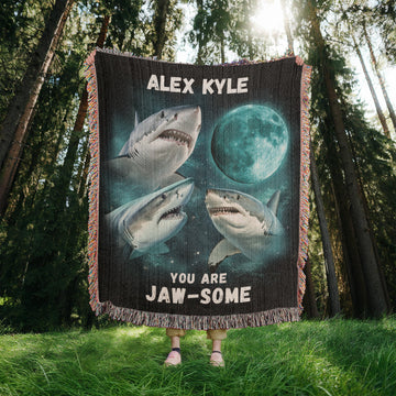 Personalized Shark Blanket, Custom Name Woven Blanket, Ocean Theme Gift for Kids & Teens, Cool Shark Room Decor, Birthday Gift for Boys